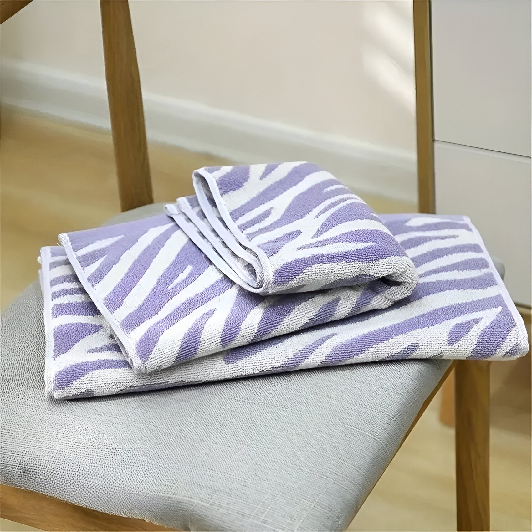 Soft Cotton Striped Tiger Print Hand Towel