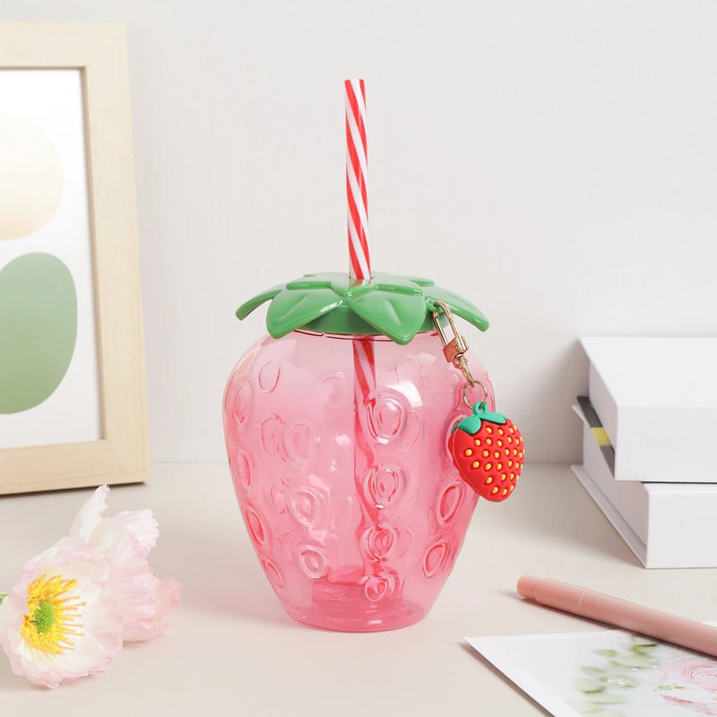 Berry - Licious Strawberry Straw Drinking Cup - The House Of BLOC