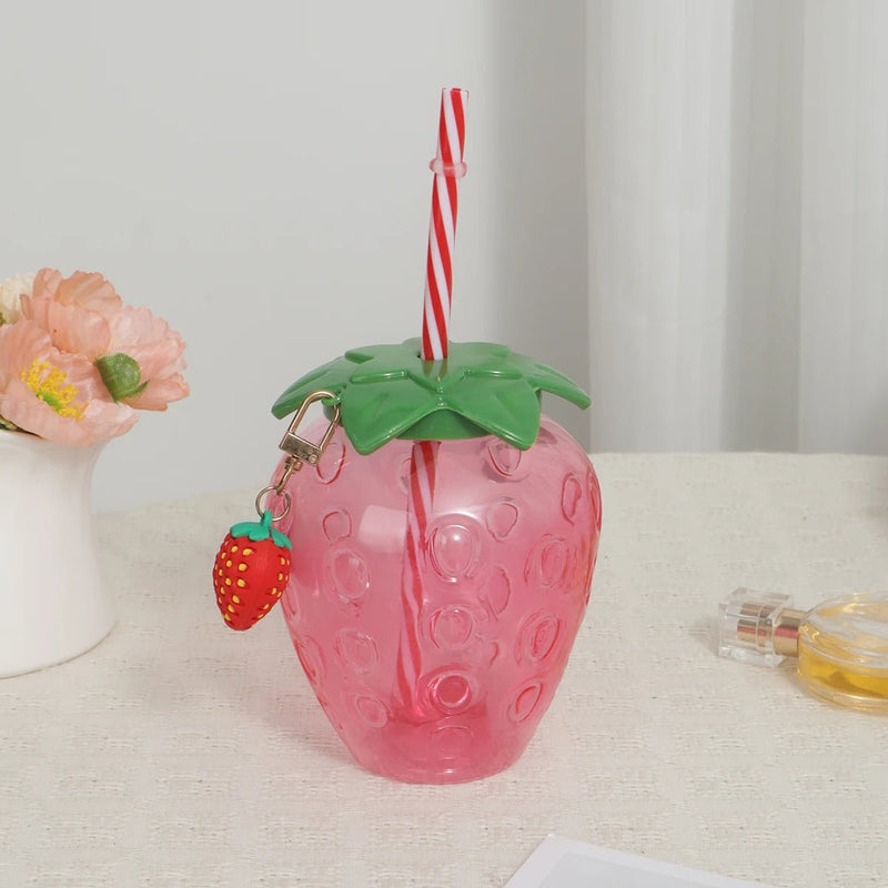 Berry - Licious Strawberry Straw Drinking Cup - The House Of BLOC