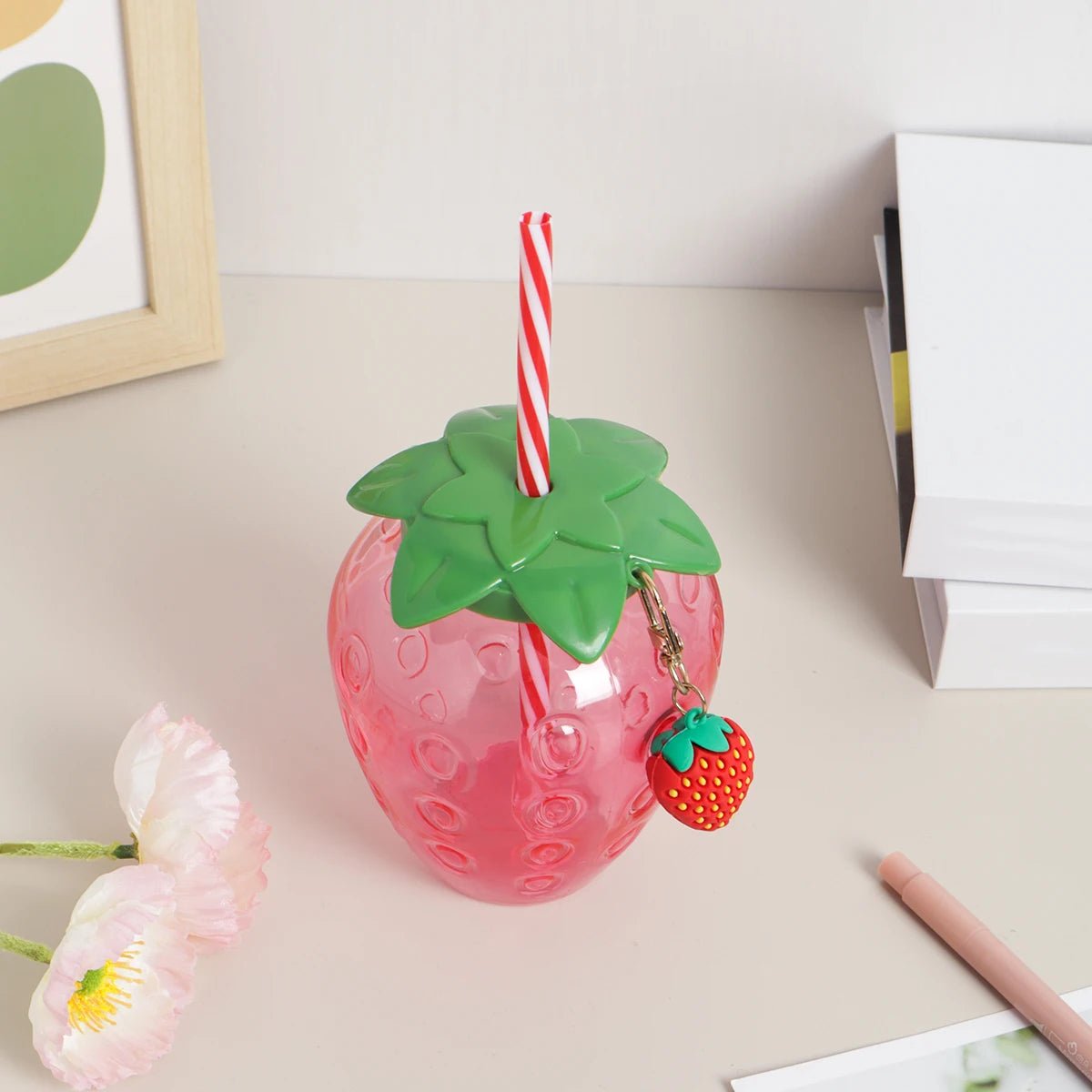 Berry - Licious Strawberry Straw Drinking Cup - The House Of BLOC