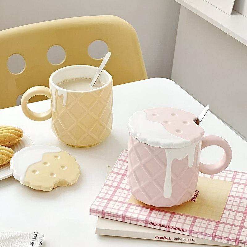 Cartoon Biscuit Pattern Coffee Mug With Lid & Spoon - The House Of BLOC