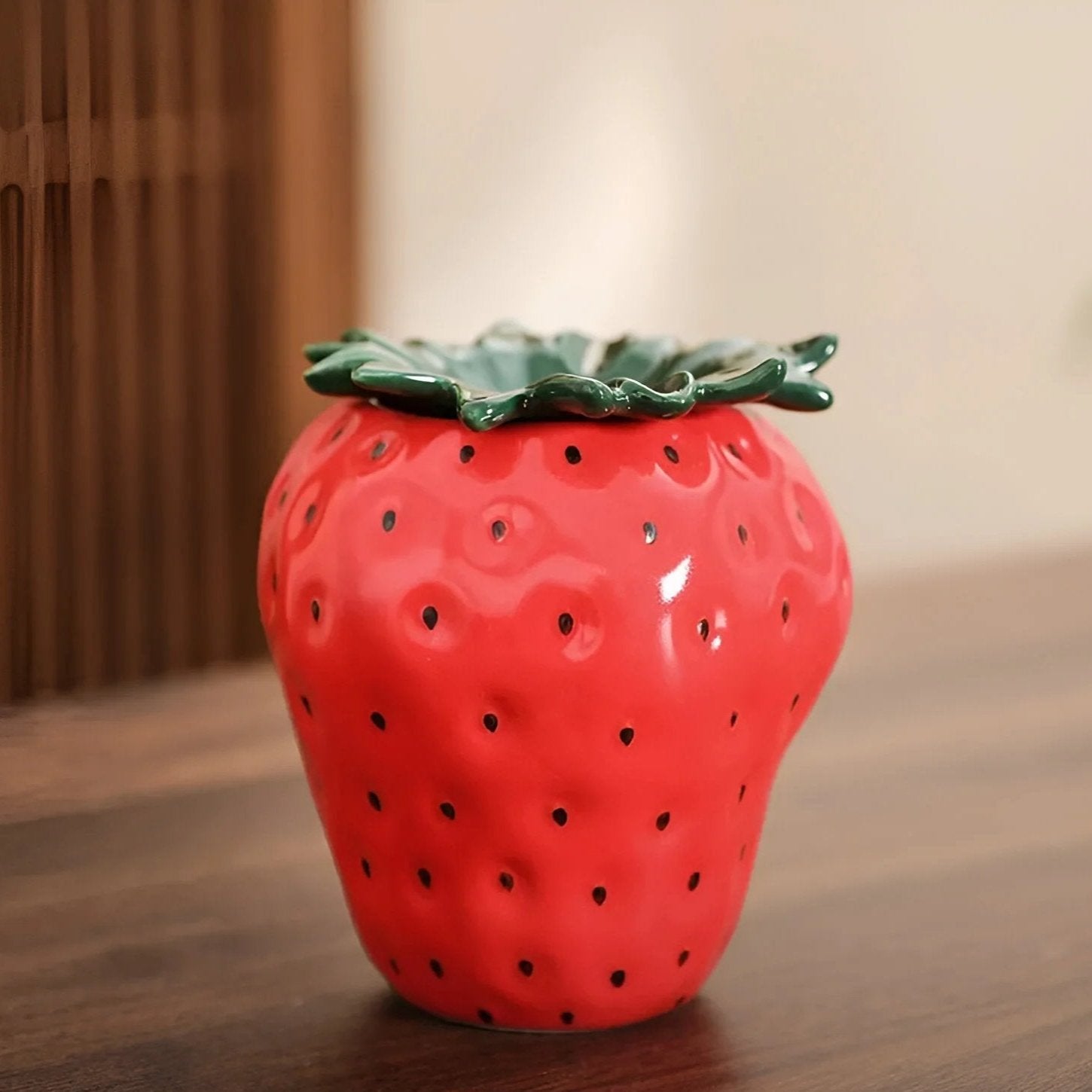 Ceramic Strawberry Shape Ashtray - The House Of BLOC