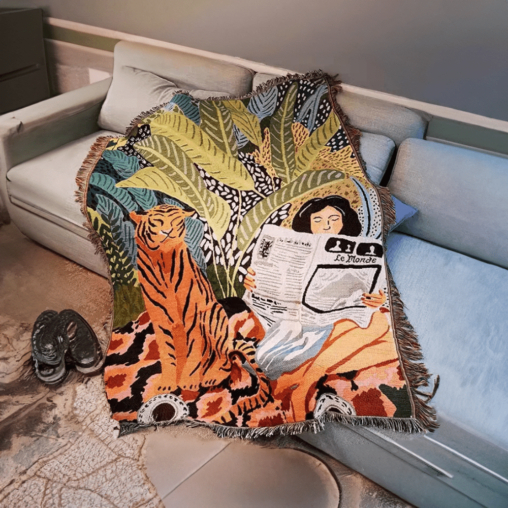 Cosy Cartoon Tiger Design Throw Blanket - The House Of BLOC