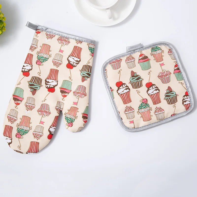 Cotton Heat Insulated Cupcake Oven Gloves - The House Of BLOC