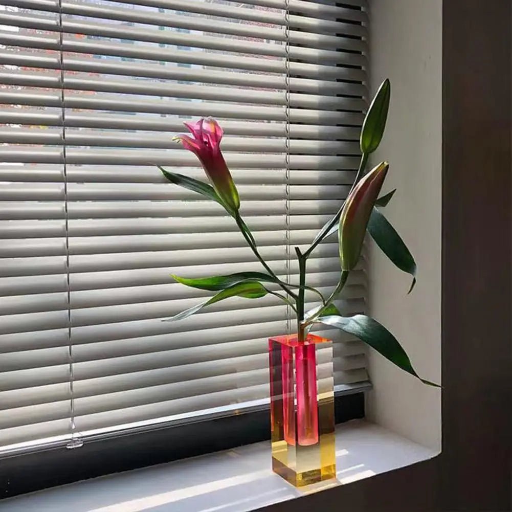 Crystal Effect Gradient Vase - The House Of BLOC