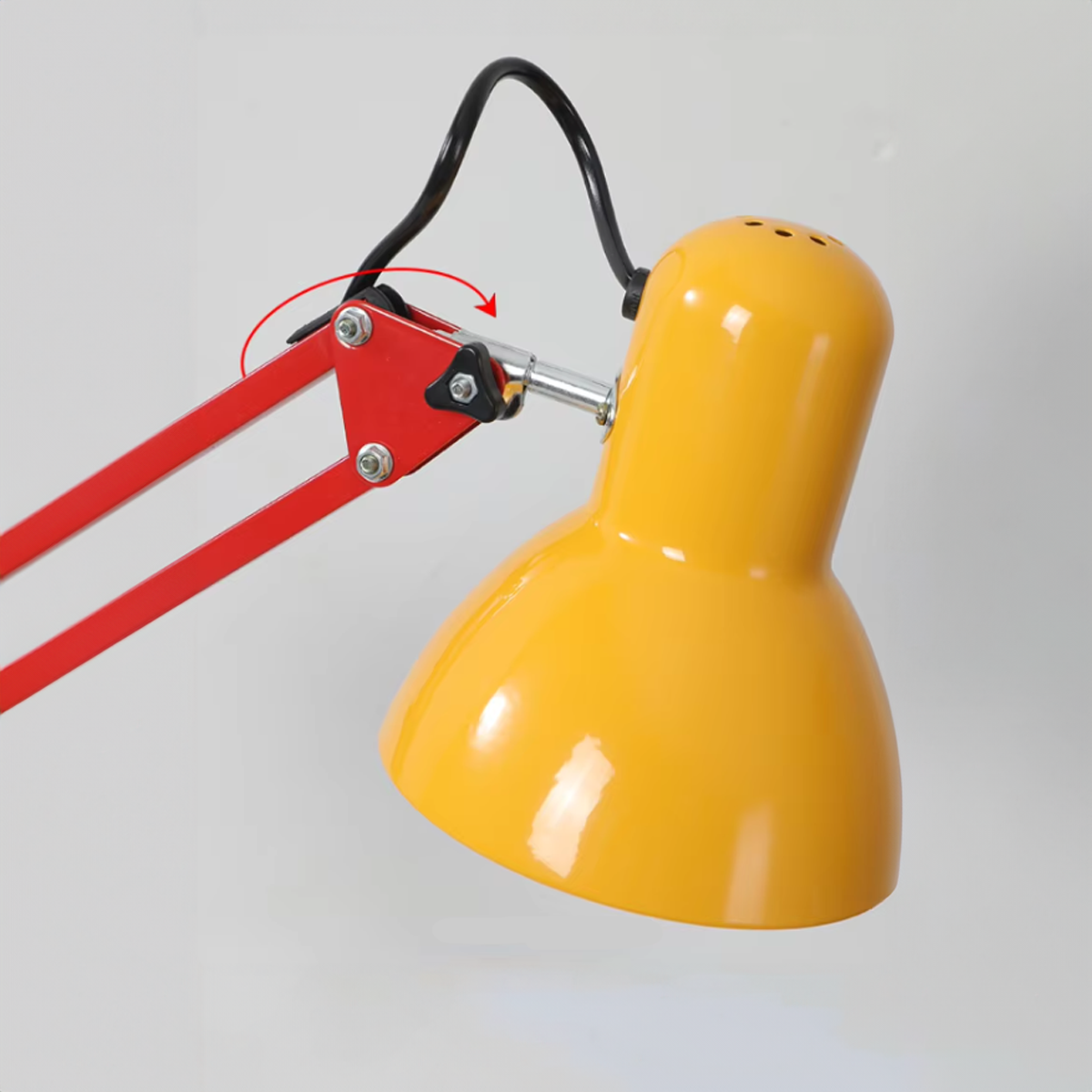 lamp3_757e2ac3-e91d-4396-8e7c-2cc9c01e8b5e.png