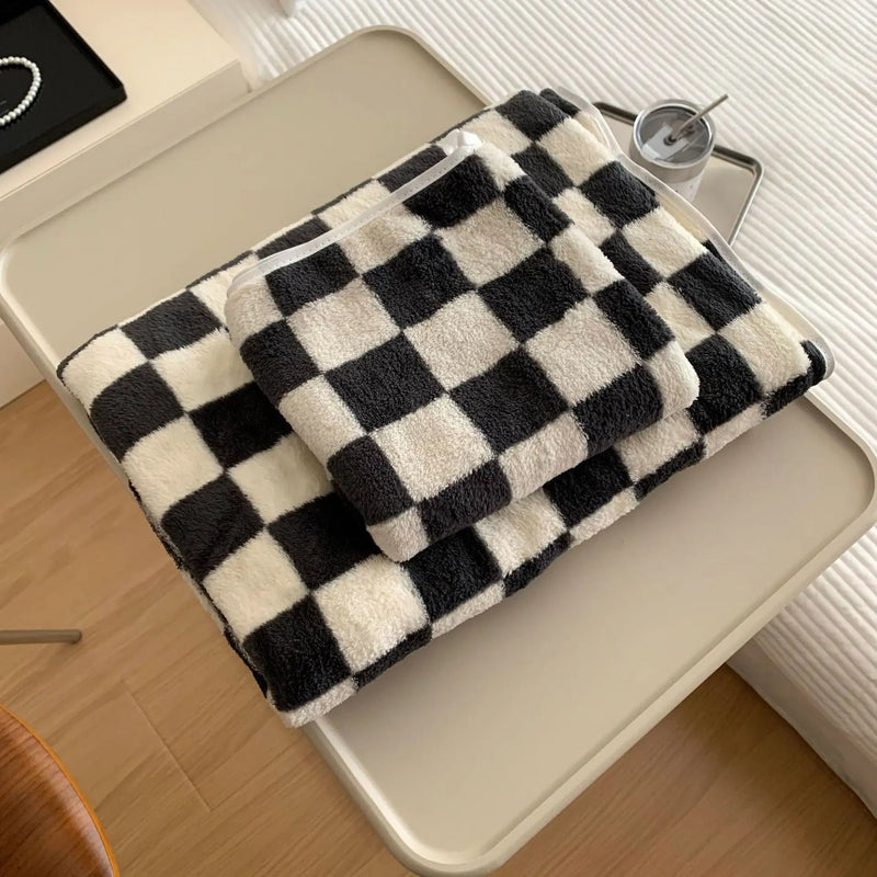 Large Black & White Checked Bathroom Towels - The House Of BLOC