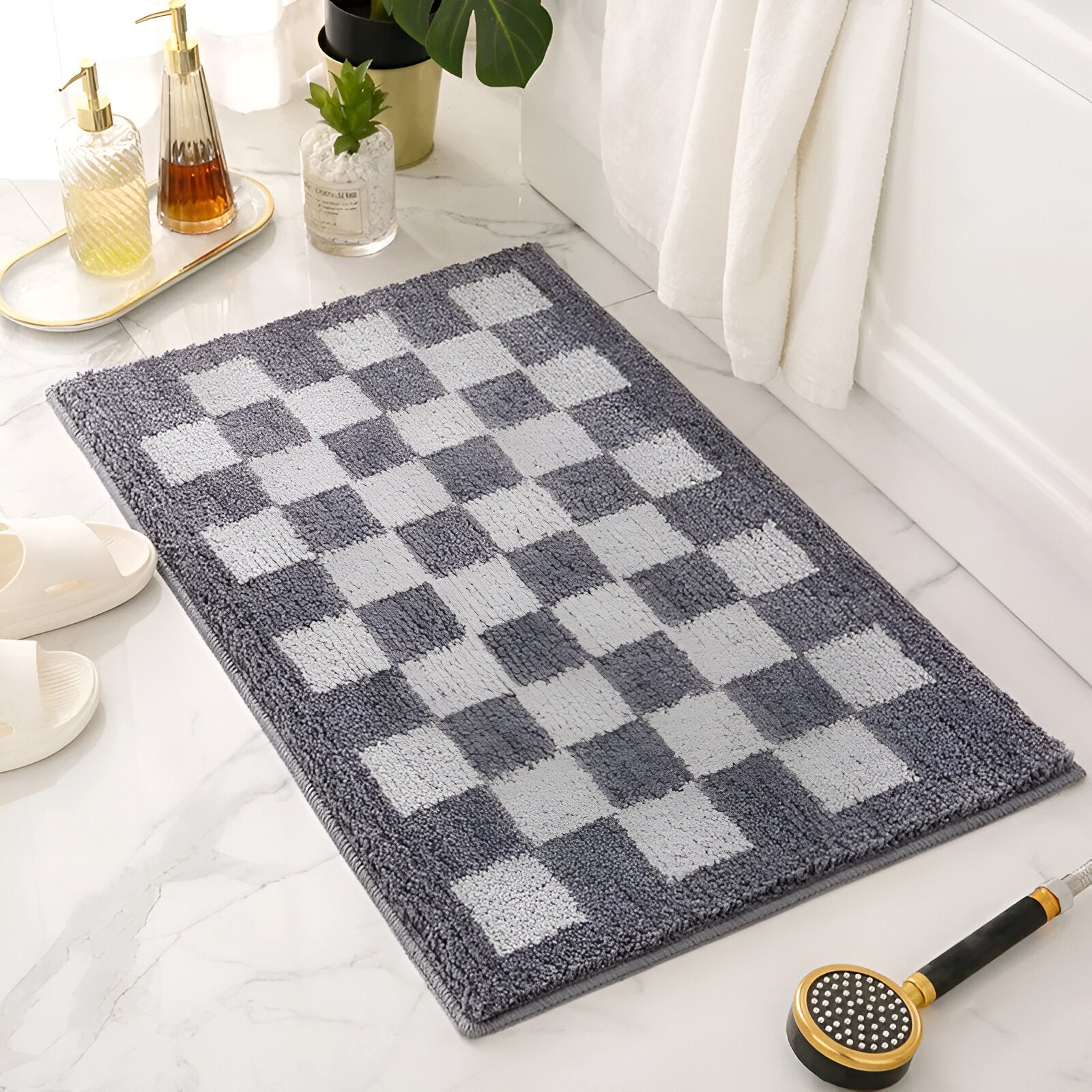 Plush Checkered Bath Mat - The House Of BLOC