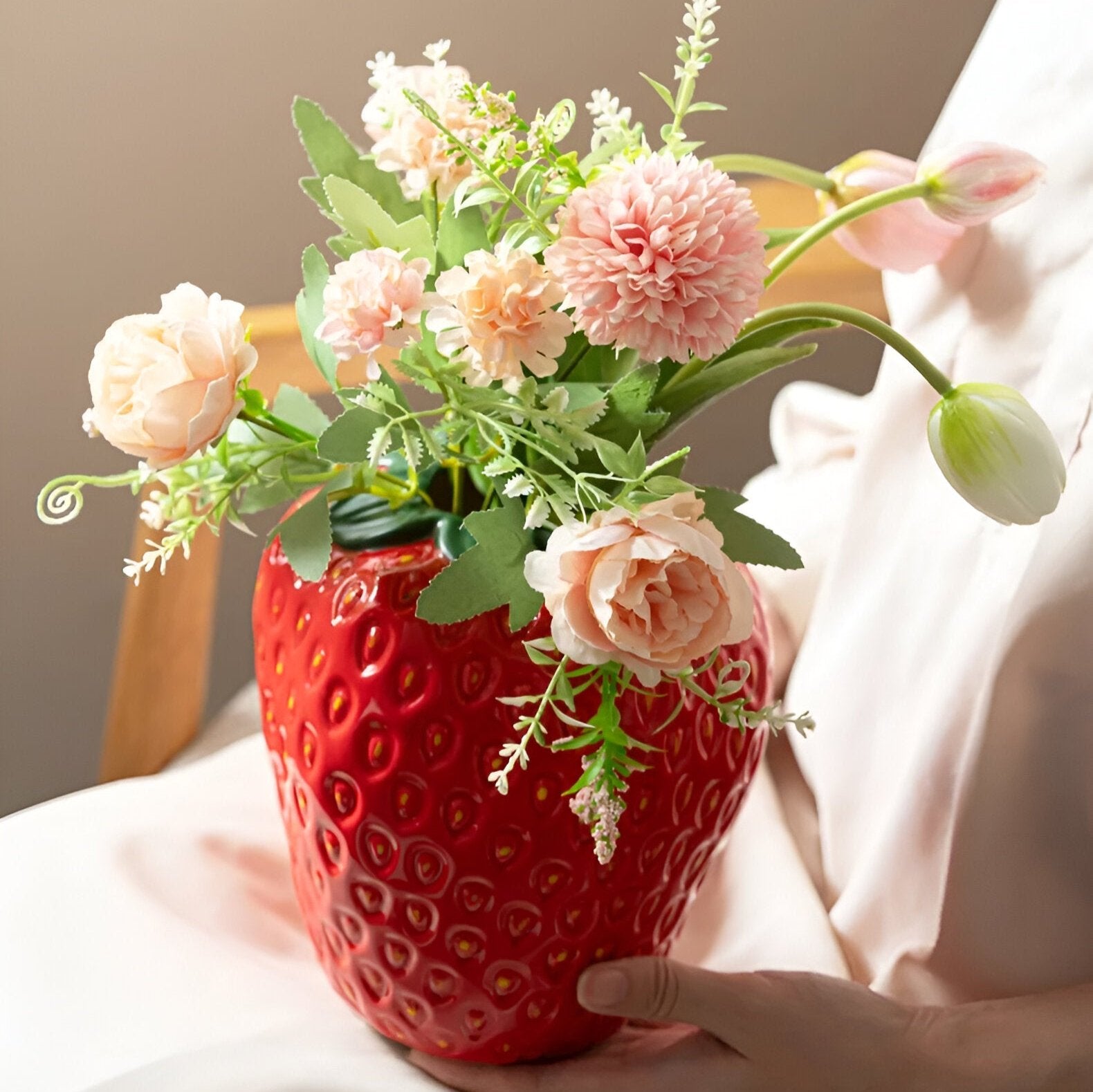 Strawberry Ceramic Flower Vase - The House Of BLOC