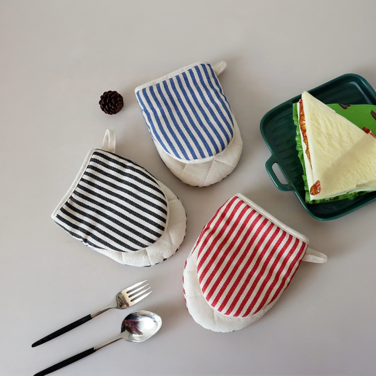 Cotton Striped Oven Glove