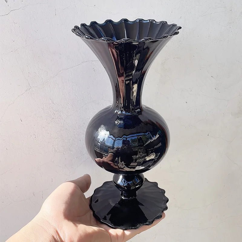 Vintage Style Glass Vase - The House Of BLOC