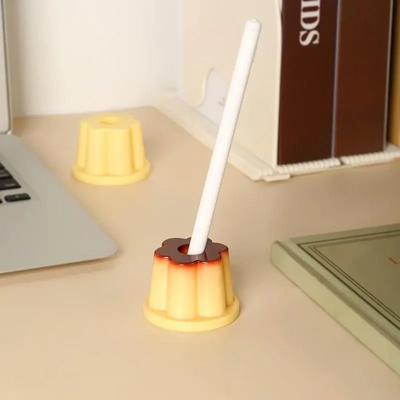 Cartoon Pudding Shape Pen Holder - The House Of BLOC