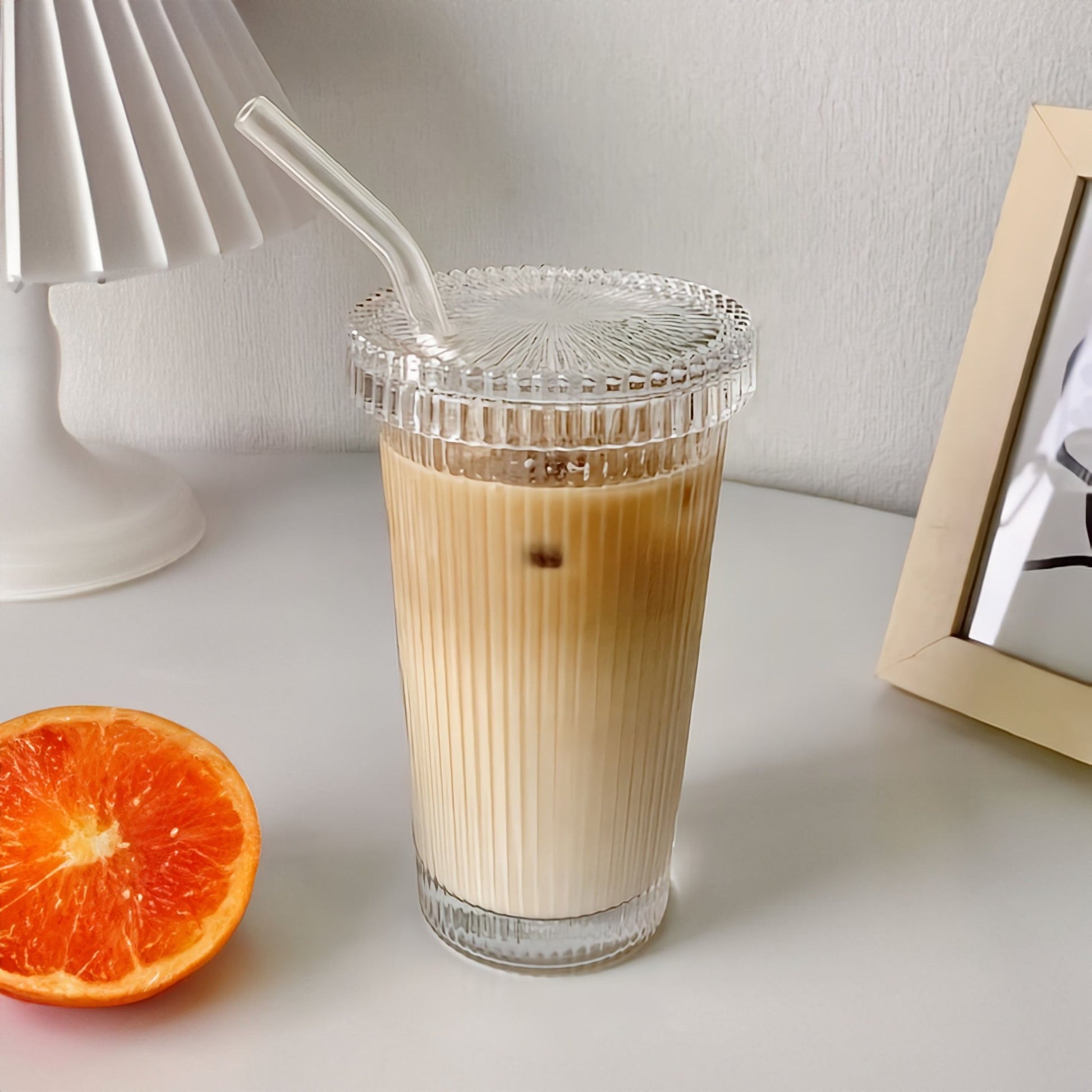 Flower Embossed Transparent Glass Cup With Lid and Straw - The House Of BLOC