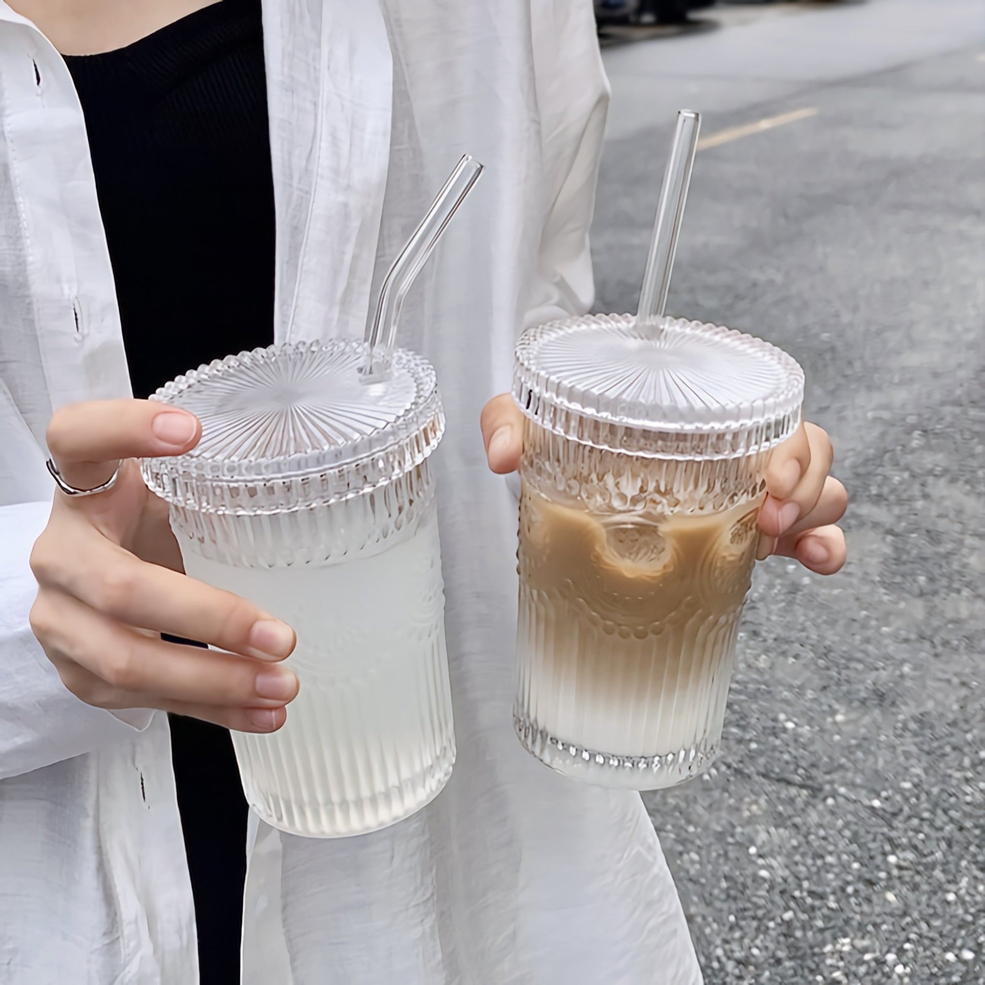 Flower Embossed Transparent Glass Cup With Lid and Straw - The House Of BLOC