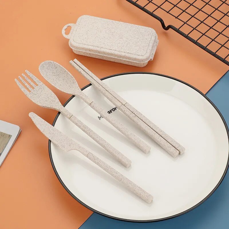 Foldable Wheat Straw Cutlery Set With Storage Box - The House Of BLOC