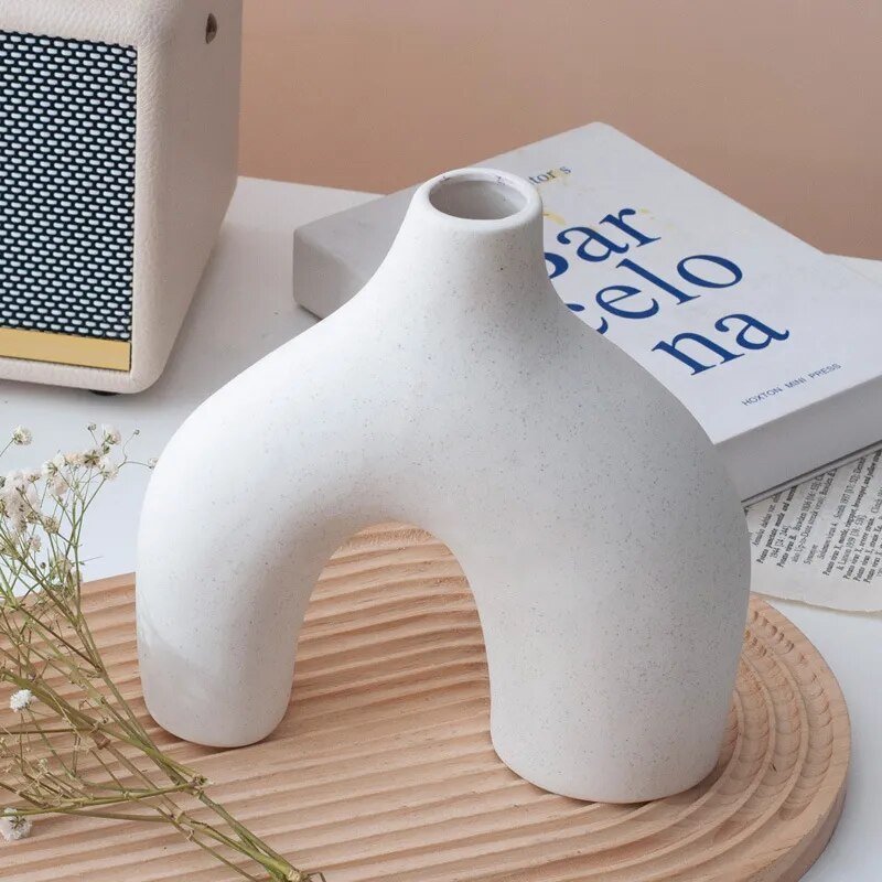 Irregular Minimalist Ceramic Vase Set - The House Of BLOC