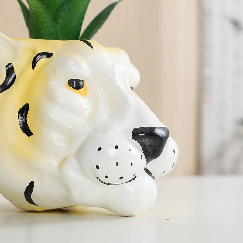 Novelty Ceramic 3D Lion's Head Vase - The House Of BLOC