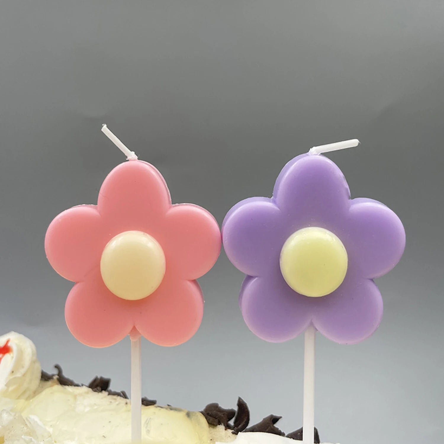 Pastel Coloured Daisy Flower Candle Set - The House Of BLOC