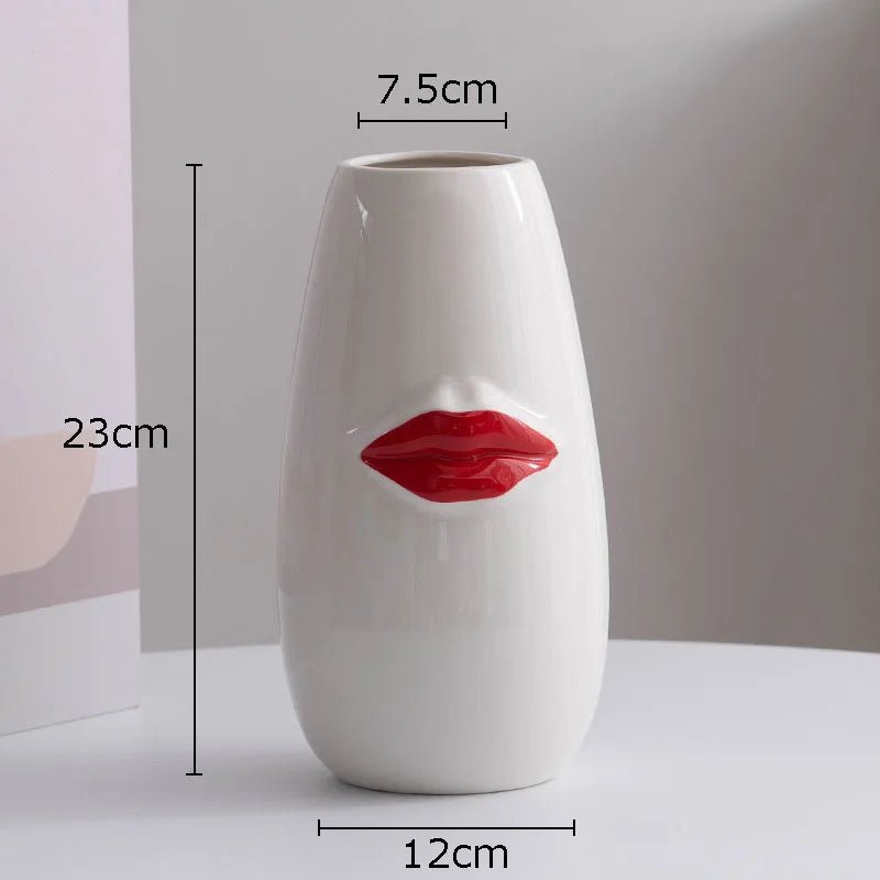Red Lips Porcelain Vase - The House Of BLOC