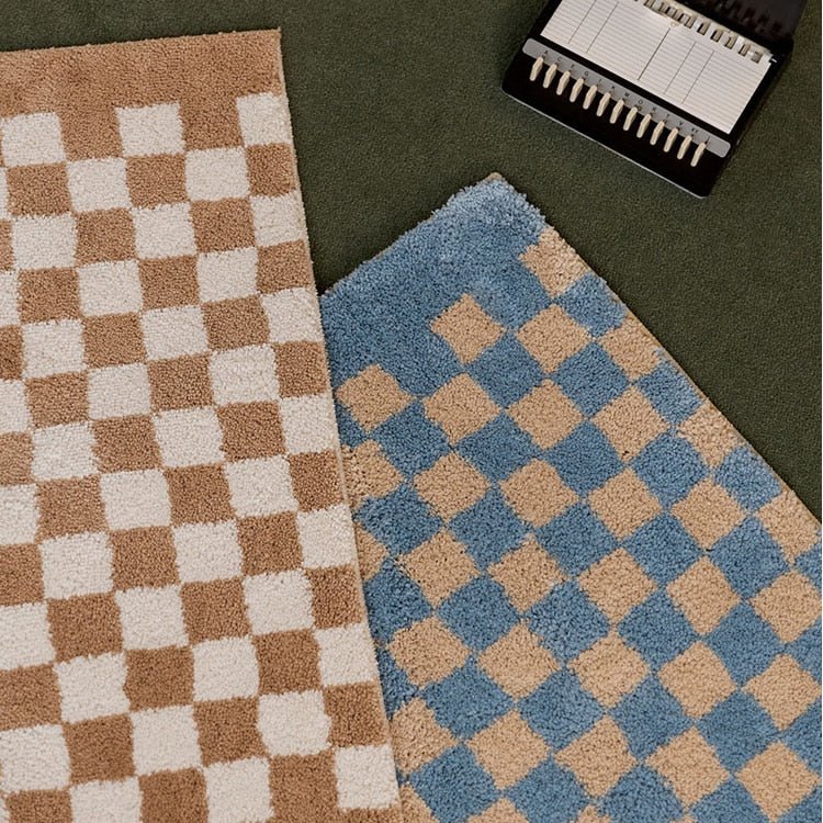 Soft Fluffy Checked Pattern Bathroom Rug - The House Of BLOC