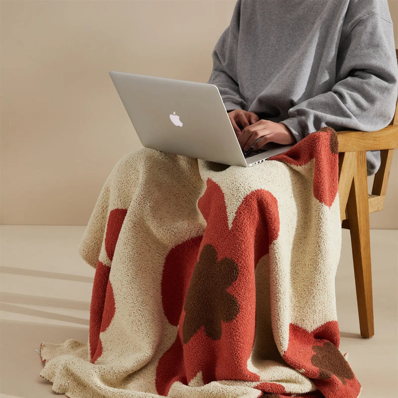 Super Soft Cosy Floral Pattern Blanket - The House Of BLOC