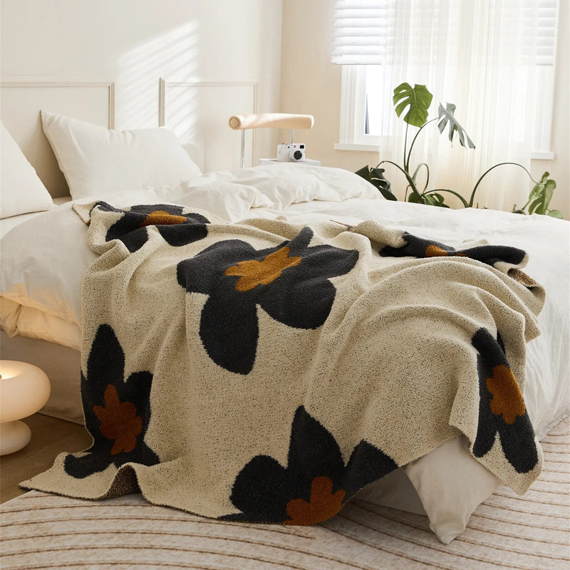 Super Soft Cosy Floral Pattern Blanket - The House Of BLOC