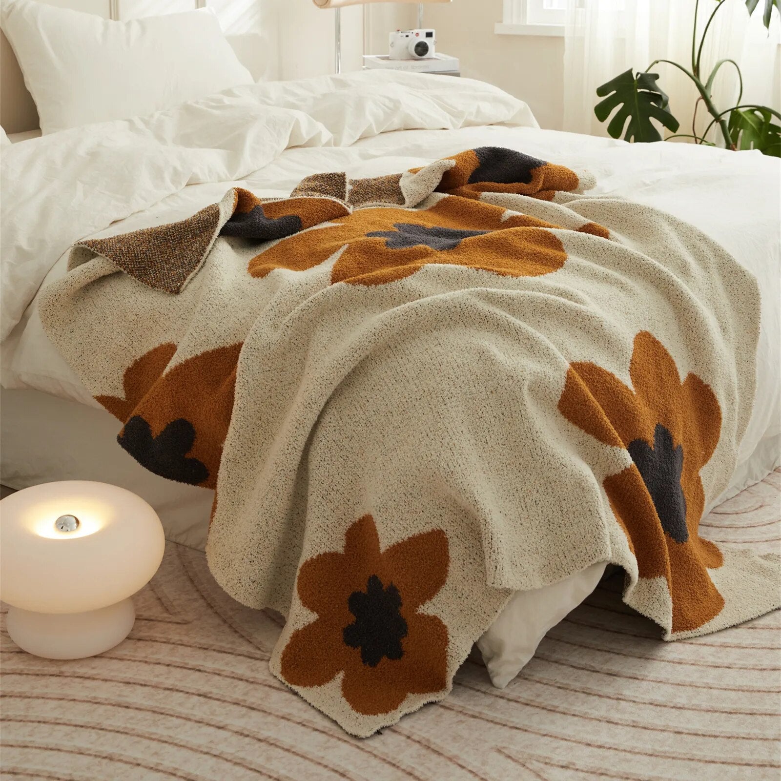 Super Soft Cosy Floral Pattern Blanket - The House Of BLOC