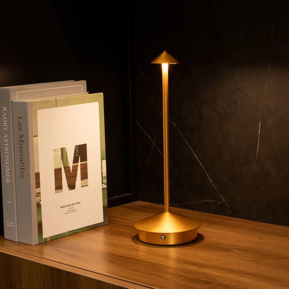 Triangle Point Dimming Table Lamp - The House Of BLOC