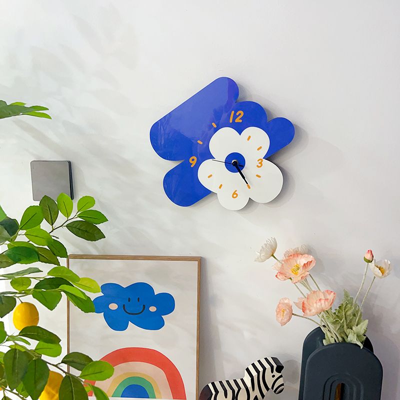 Wooden Cartoon Art Flower Wall Clock - The House Of BLOC